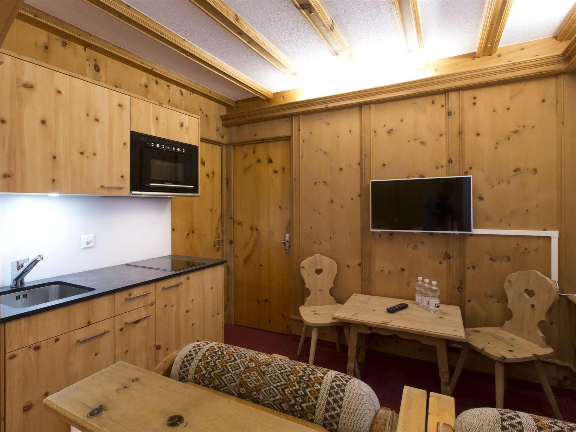 Crusch Alba Swiss Hotel 3*